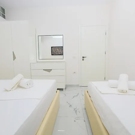 Διαμέρισμα Jimi *