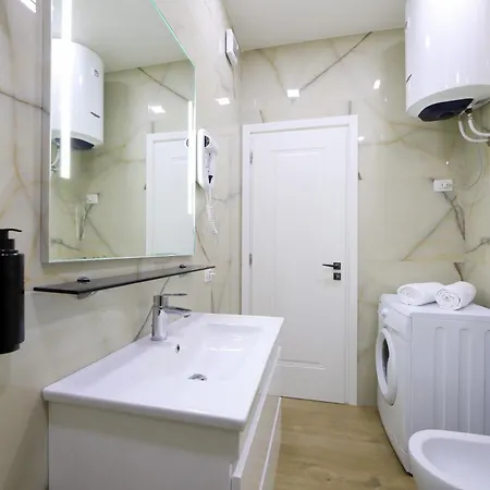 Jimi Διαμέρισμα *