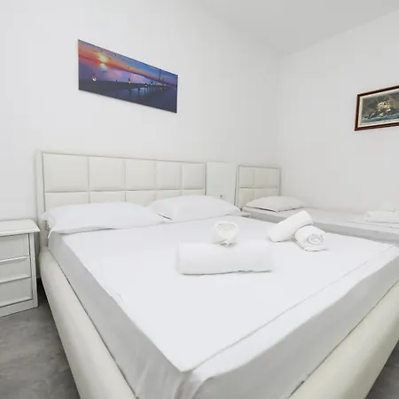 Jimi Διαμέρισμα Vlorë