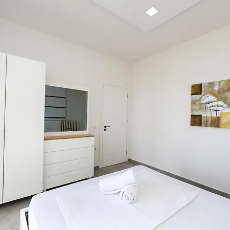 Jimi Apartament *